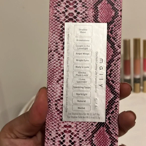 Mally beauty makeup set - Picture 2 of 9